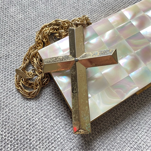 Vintage Whiting & Davis Two-toned Rivoli Cross Necklace - Picture 7 of 7